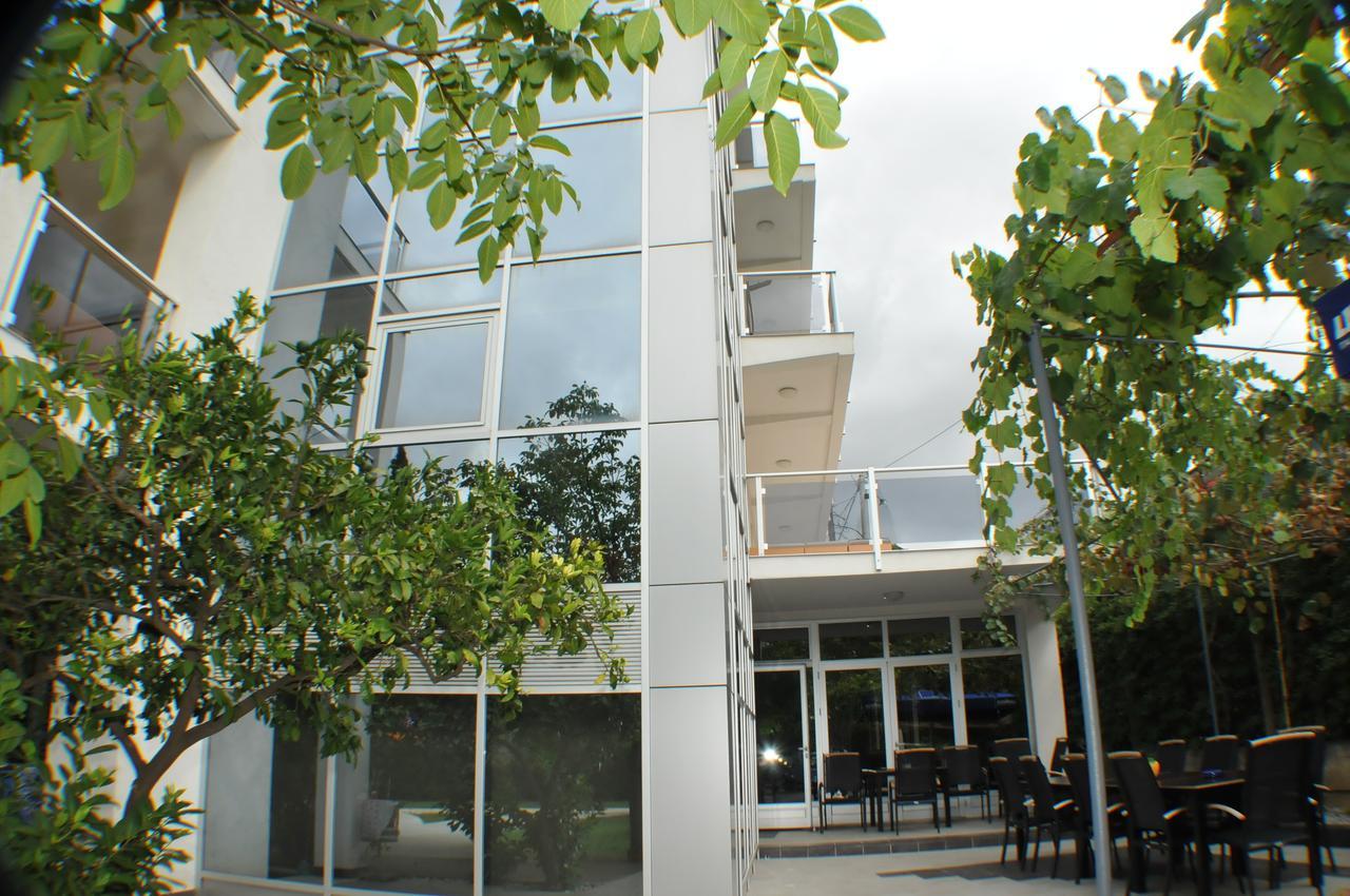M-Club Hotel Budva Eksteriør bilde